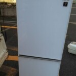 SHARP（シャープ）137L 2ドア冷蔵庫 SJ-GD14F-W 2020年製
