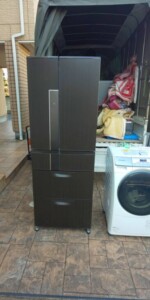 MITUBISHI(三菱)520L 6ドア冷蔵庫 MR-JX52W-RW 2013年製