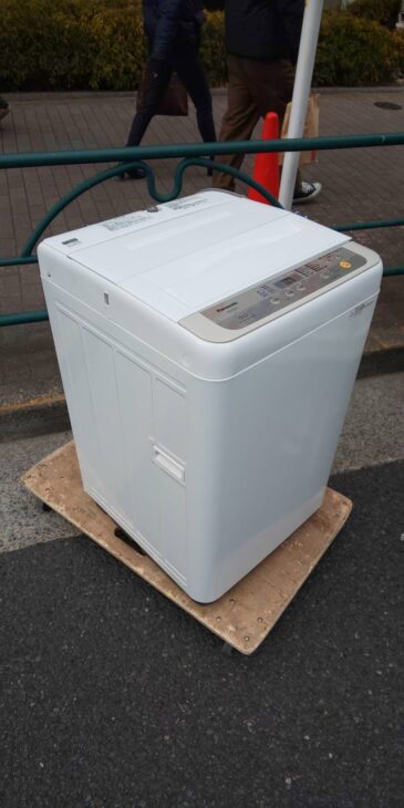 単身向け洗濯機と電子レンジの無料引取で、大田区へ行ってまいりました。