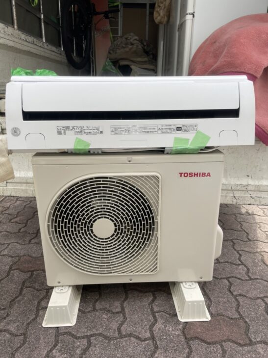 TOSHIBA（東芝）2.2Kw ルームエアコン RAS-G221M-W 2020年製