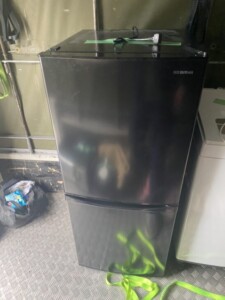 IRIS OHYAMA(アイリスオーヤマ)142L 2ドア冷蔵庫 IRSD-14A-B 2021年製