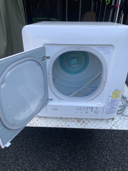 東京都世田谷区南烏山]TOSHIBA（東芝）電気衣類乾燥機 ED-608 2021年製