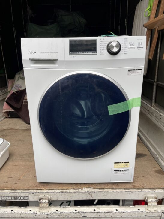 ①AQUA（アクア）8.0kgドラム式洗濯機 AQW-FV800E　2018年製