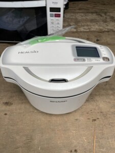 SHARP(シャープ)自動調理鍋 KN-HW16E-W 2019年製