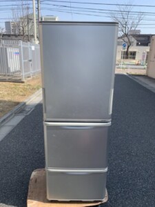 SHARP(シャープ)350L 3ドア冷凍冷蔵庫 SJ-WA35Y-S 2013年製