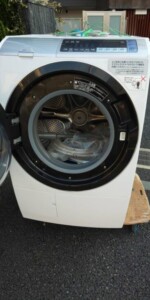 HITACHI(日立)11.0㎏ ドラム式洗濯乾燥機 BD-SV110BL 2018年製