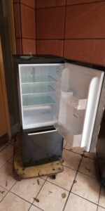 Hisense(ハイセンス) 150L 2ドア冷蔵庫 HR-D15CD 2019年製