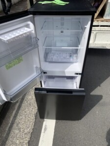 SHARP(シャープ)152L 2ドア冷蔵庫 SJ-D15H-H 2021年製