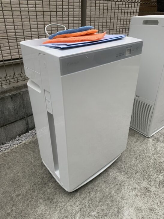 DAIKIN(ダイキン) 加湿ストリーマ空気清浄機 MCK70V-W 2019年製