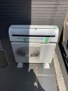 TOSHIBA(東芝)2.8kw ルームエアコン RAS-285S 2015年製