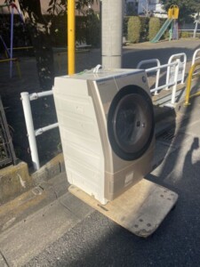 SHARP(シャープ) 9kgドラム式洗濯乾燥機 ES-Z110-NL 2014年製