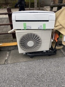 HITACHI(日立)2.2kw ルームエアコン RAS-G28E 2016年製