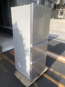 TOSHIBA(東芝)340L 3ドア 冷凍冷蔵庫 GR-H34S(S) 2016年製