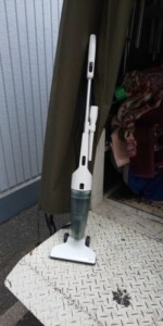 TWINBIRD(ツインバード)サイクロンスティッククリーナー TC-E123 2017年製