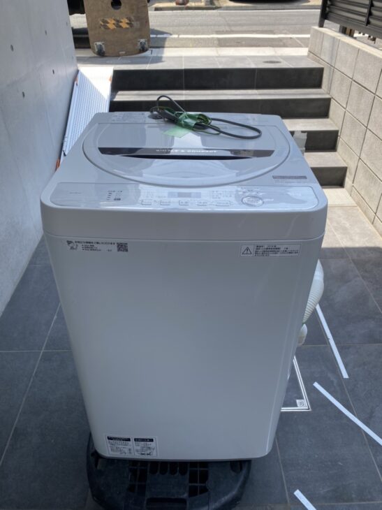 SHARP（シャープ）4.5㎏ 全自動洗濯機 ES-GE4C-T 2018年製