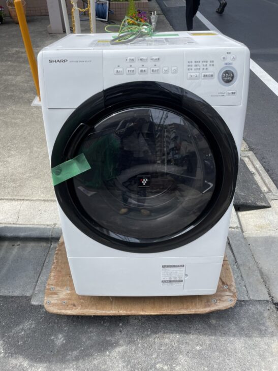 シャープ 7.0㎏ドラム式洗濯乾燥機 ES-S7F-WRの 出張査定 で、世田谷区 