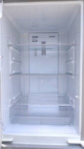 SHARP(シャープ)137L 2ドア冷蔵庫 SJ-D17E-S 2019年製