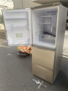 SHARP(シャープ) 350L 3ドア冷凍冷蔵庫 SJ-W353G-N 2021年製