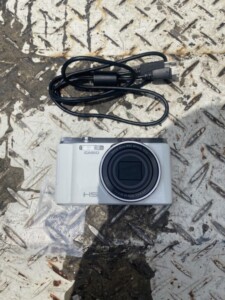 CASIO(カシオ)デジタルカメラ EX-ZR1000