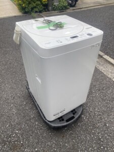 SHARP(シャープ)5.5㎏ 全自動洗濯機 ES-GE5E-W 2021年製