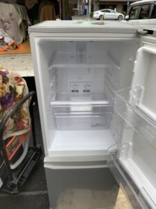 MITSUBISHI(三菱) 146L 2ドア冷蔵庫 MR-P15A-S 2017年製