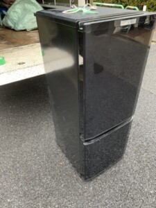 MITSUBISHI(三菱) 146L 2ドア冷凍冷蔵庫 MR-P15A-B 2017年製