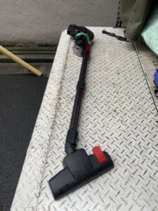 GeeMo(ギーモ) サイクロン式掃除機 H594