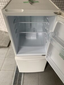 Panasonic(パナソニック)138L 2ドア冷蔵庫 NR-B14CW-W 2019年製