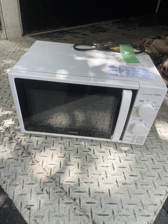 AQUA3ドア冷蔵庫 AQR-SV24HBK（W) 2021年製とアイリスオーヤマ製電子