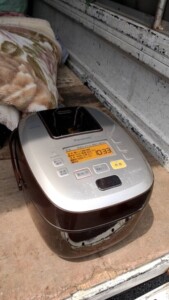 Panasonic(パナソニック) 可変圧力IHジャー炊飯器 SR-PA106 2017年製