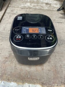 IRISOHYAMA(アイリスオーヤマ) 5.5合炊飯器RC-MA50AZ-B 2021年製