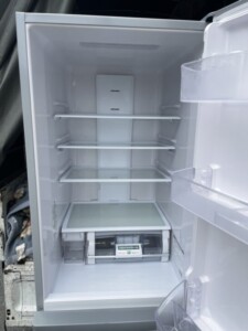 HITACHI(日立) 315L 3ドア冷凍冷蔵庫 R-K320EV(S) 2015年製