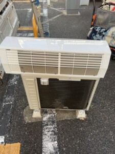 HITACHI(日立) 2.2kwルームエアコン RAS-D22KBK(W) 2020年製