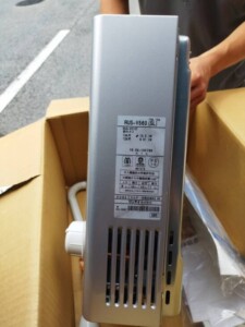 Rinnai(リンナイ)ガス給湯器 RUS-V560(SL)2016年製