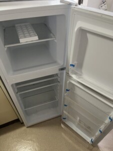 maxzen(マクスゼン)138L 2ドア冷蔵庫 JR138ML01WH 2021年製