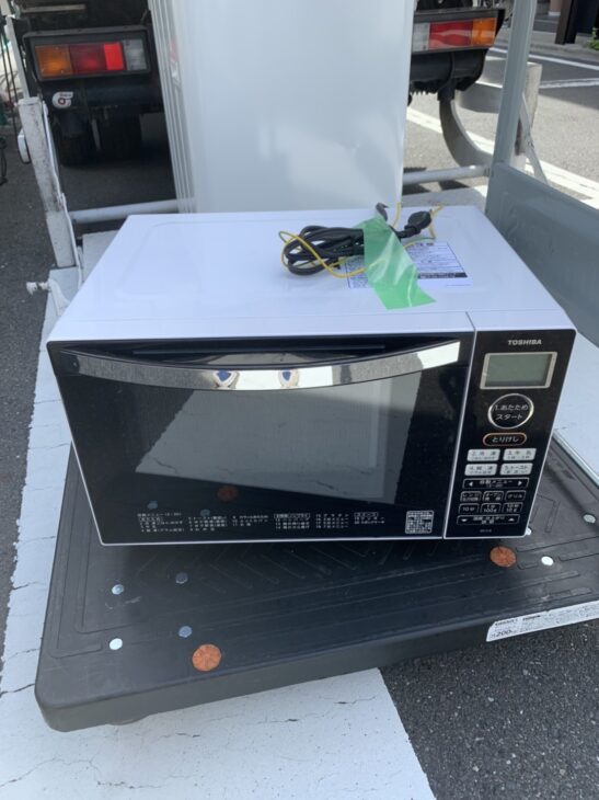 TOSHIBA（東芝）オーブンレンジ ER-S18（W) 2019年製
