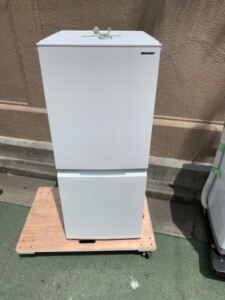 SHARP(シャープ)152L 2ドア冷蔵庫 SJ-D15G-W 2021年製