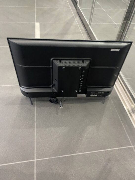 ✨ハイセンス　中古品　32A35G　32インチTV　2021年製✨うるま市田場✨ Amazon | Hisense(ハイセンス) 32V型 ハイビジョン 液晶テレビ 32A35G