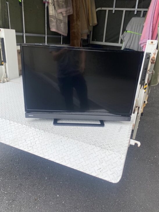 TOSHIBA（東芝）32型液晶テレビ 32S20 2017年製