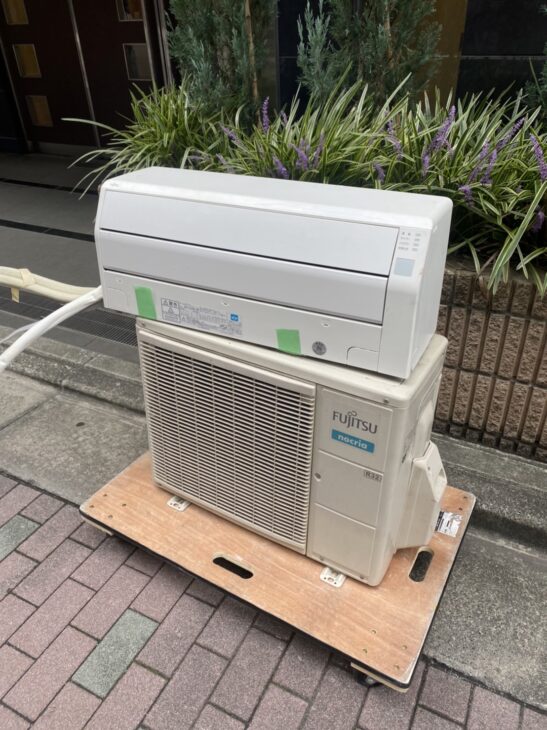 FUJITSU（富士通）2.2kW ルームエアコン AS-C22G-W 2017年製の 出張 
