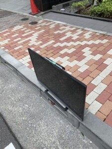 TOSHIBA(東芝)32型液晶テレビ 32V30 2017年製