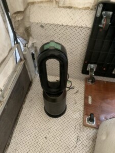 Dyson(ダイソン)Pure Hot+Cool 空気清浄ファンヒーター HP04 2020年製