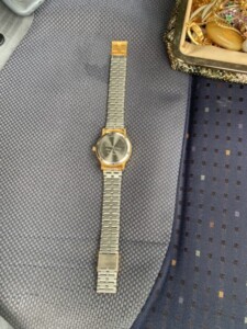 時計やネックレスなどのアクセサリー類おまとめ