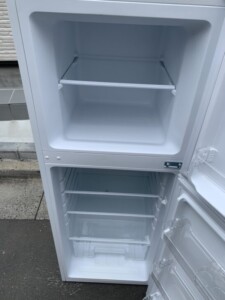 maxzen(マクスゼン)138L 2ドア冷蔵庫 JR138ML01WH 2021年製