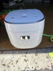 SHARP(シャープ)ジャー炊飯器 KS-CF05B-W 2019年製
