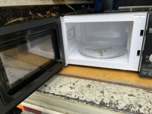 IRIS OHYAMA(アイリスオーヤマ)電子レンジ EMO-T617-5-B 2019年製