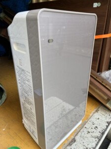 HITACHI(日立)空気清浄機 EP-NVG90(N) 2021年製