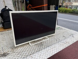 SHARP(シャープ)32型液晶テレビ LC-32W25 2016年製