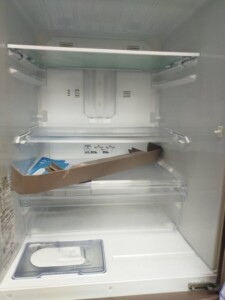 MITSUBISHI(三菱)335L 3ドア冷蔵庫 MR-C34A-P 2016年製