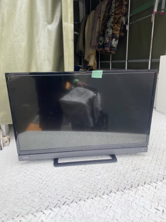 TOSHIBA（東芝）32型液晶テレビ 32S20 2016年製